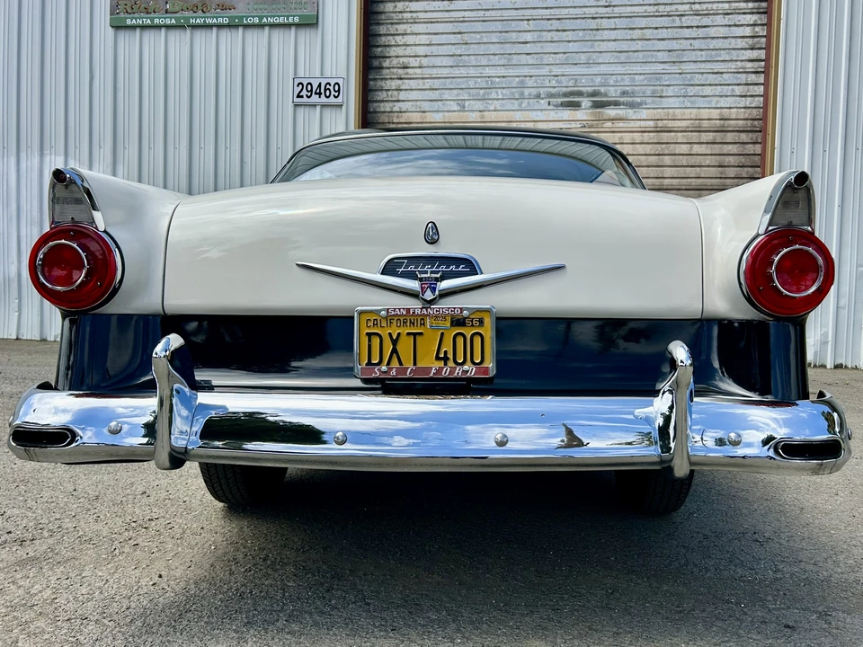 1956 Ford Fairlane 1st Gen - Image 16 of 31