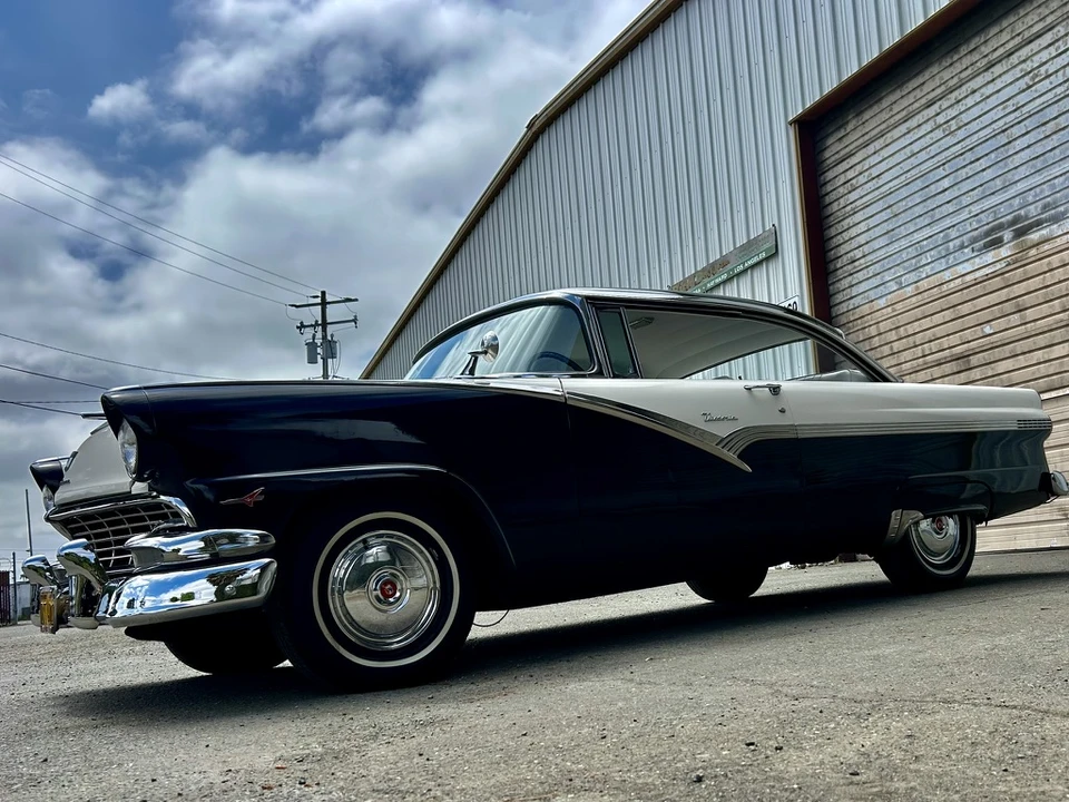 1956 Ford Fairlane 1st Gen - Image 7 of 31