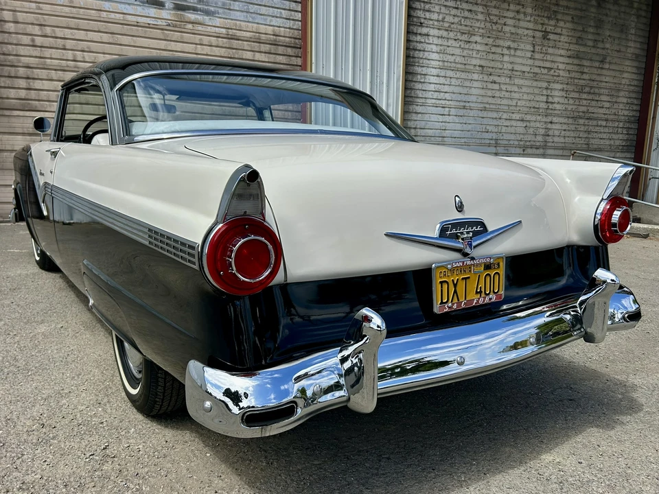 1956 Ford Fairlane 1st Gen - Image 11 of 31