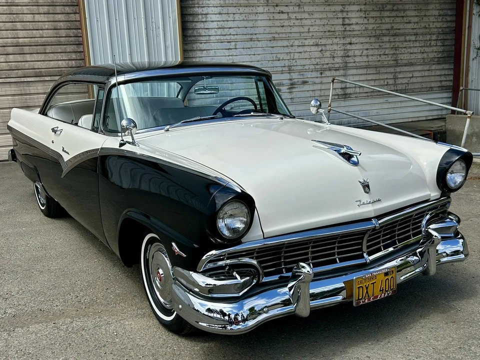 1956 Ford Fairlane 1st Gen - Image 23 of 31