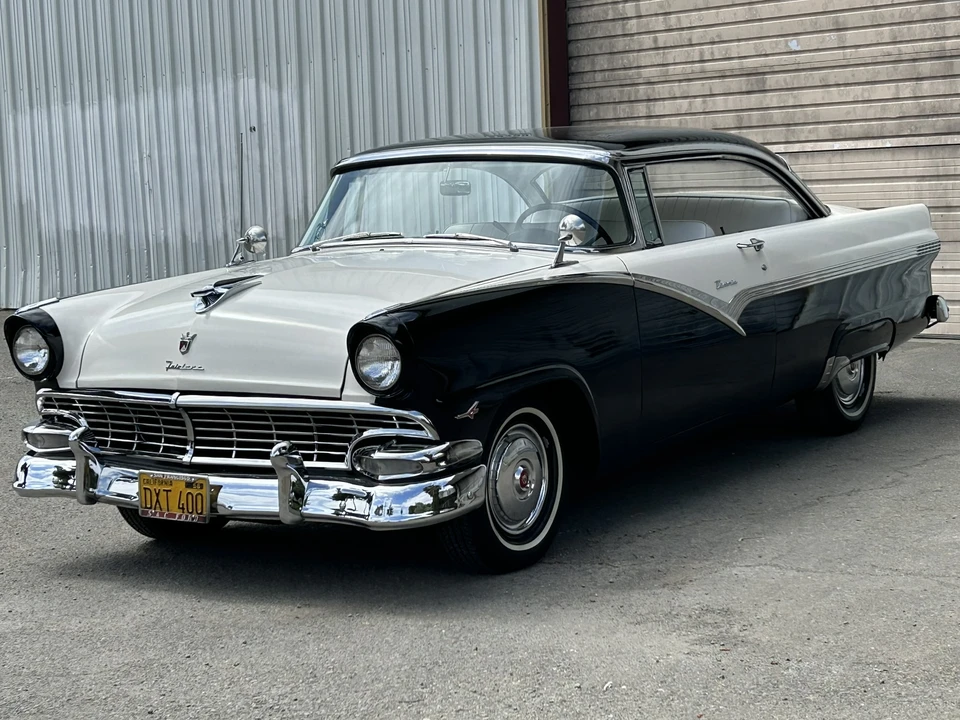 1956 Ford Fairlane 1st Gen - Image 5 of 31