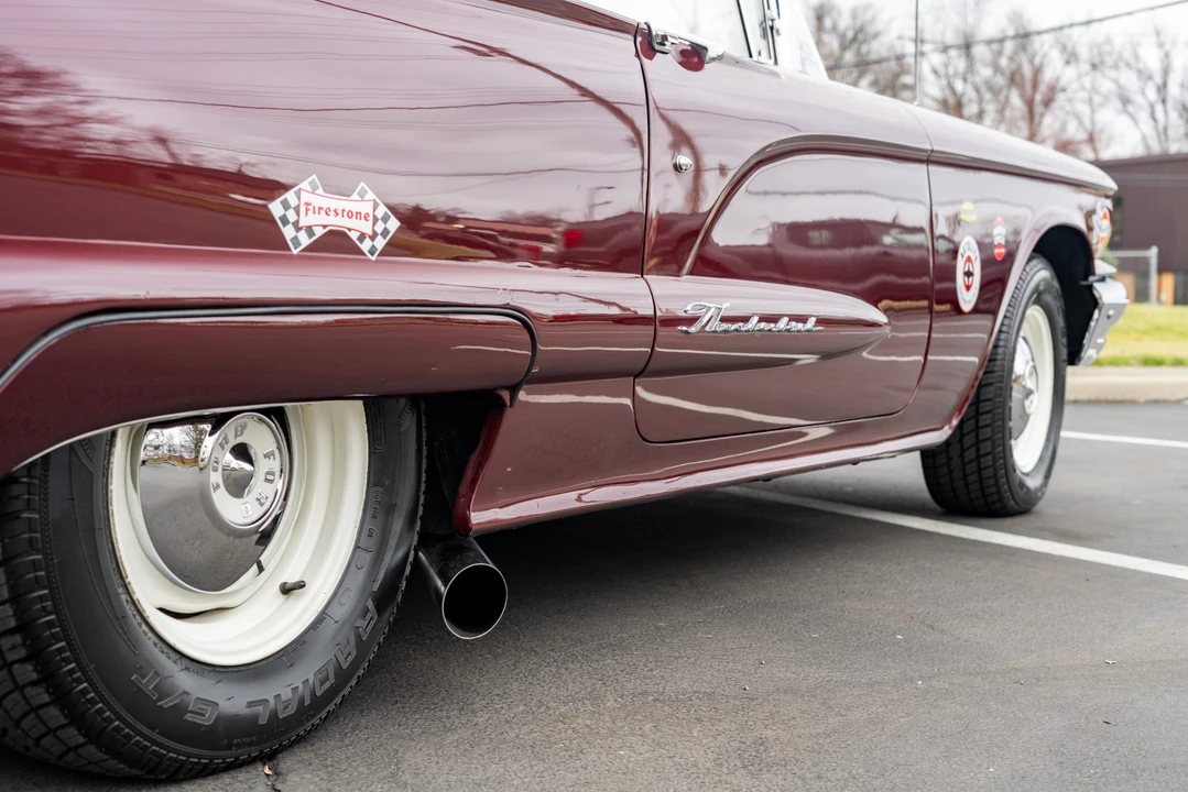 1960 Ford Thunderbird 2nd Gen - Image 13 of 31