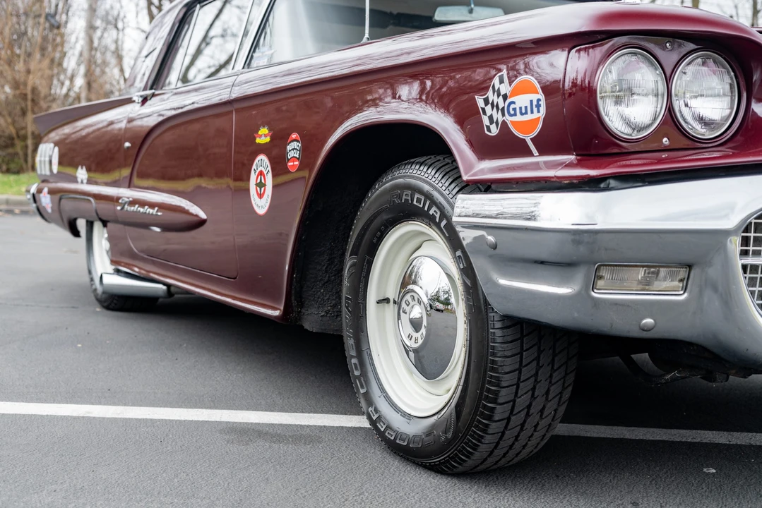 1960 Ford Thunderbird 2nd Gen - Image 12 of 31