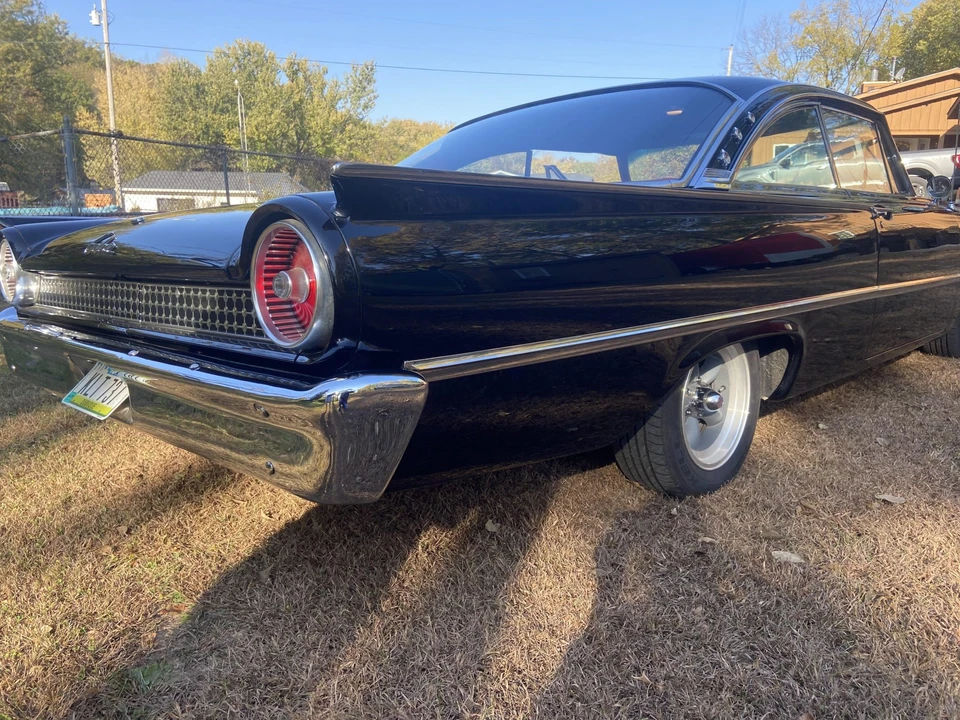 1961 Ford Galaxie 2nd Gen - Image 12 of 31