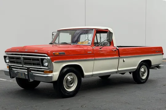 1972 Ford F-250 Sport Custom Camper Special