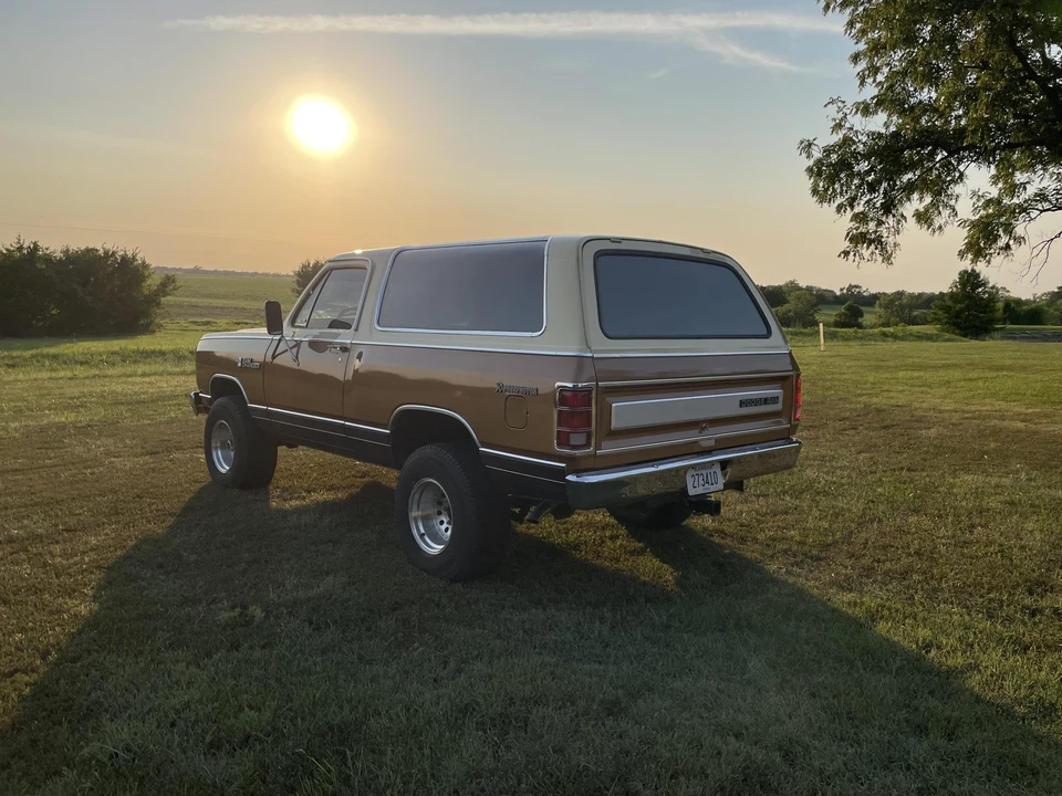1985 Dodge Ramcharger - Image 6 of 31
