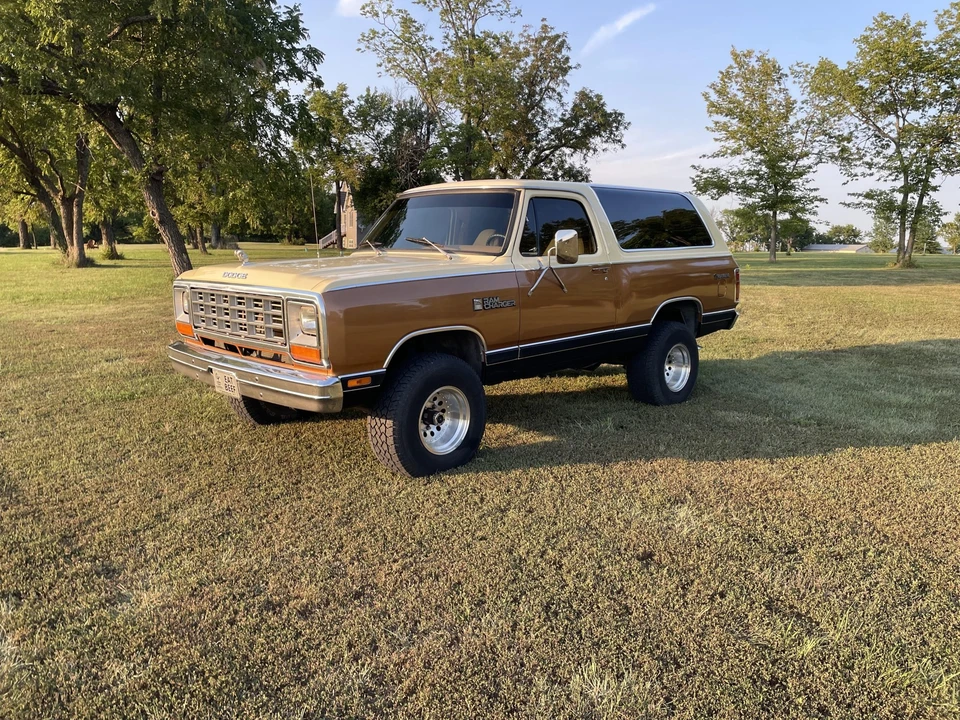 1985 Dodge Ramcharger - Image 4 of 31