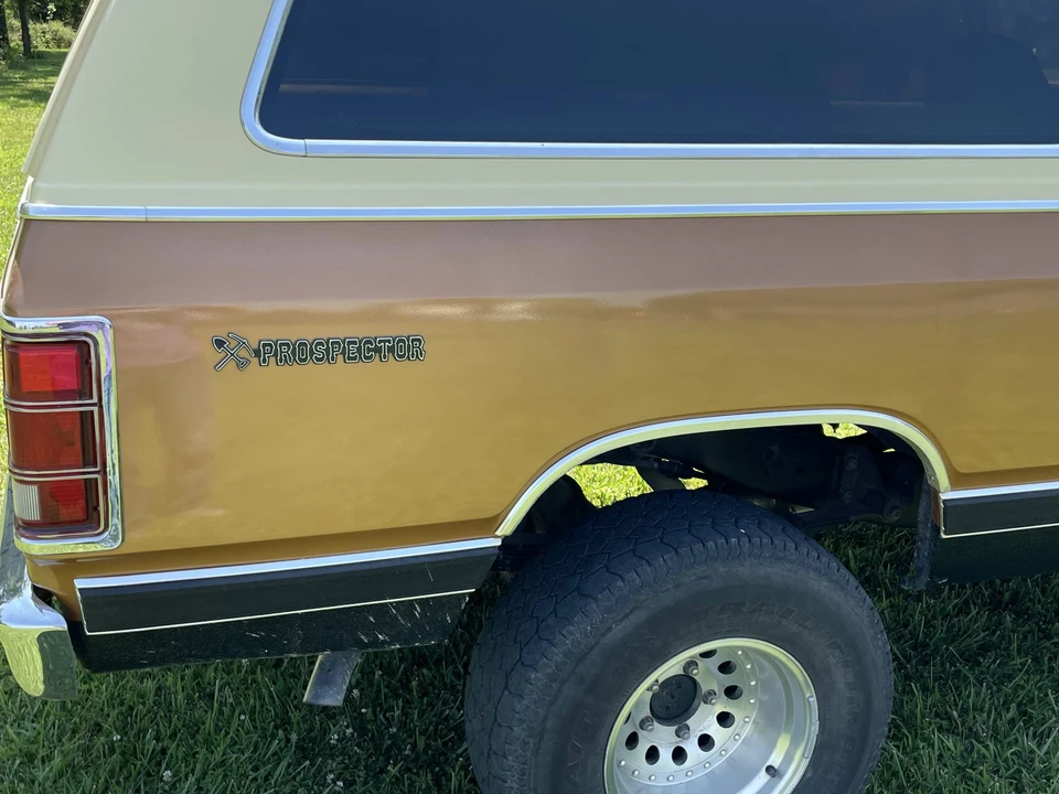 1985 Dodge Ramcharger - Image 17 of 31