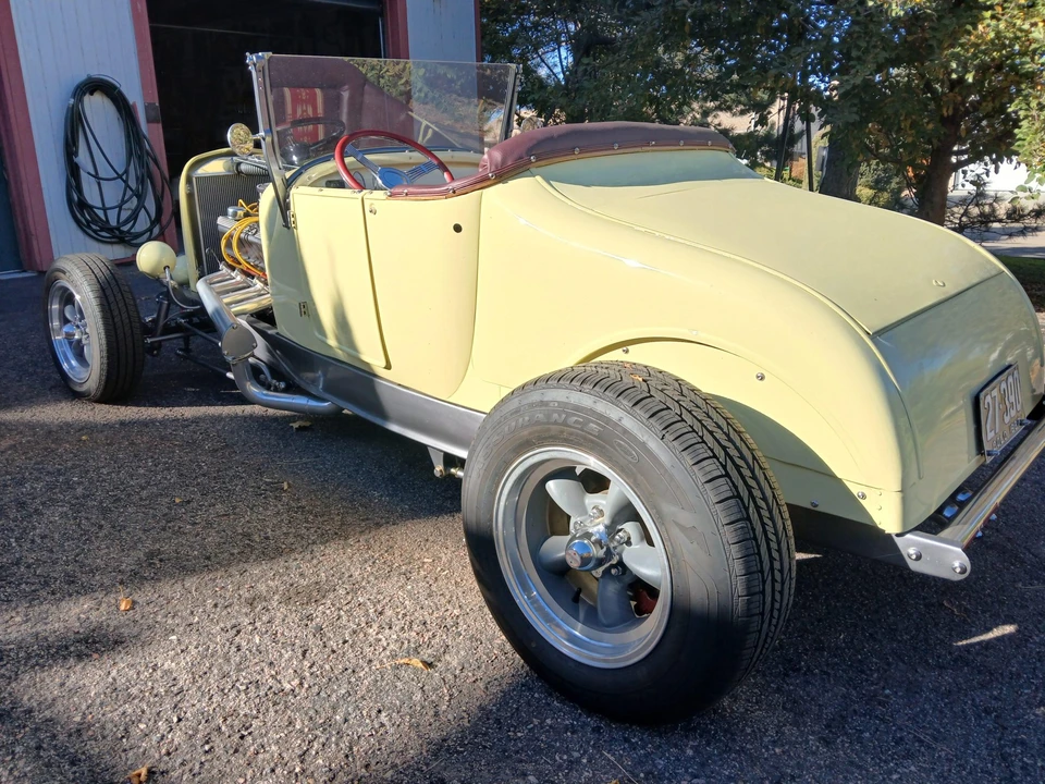 Ford Hot Rod - Image 11 of 31