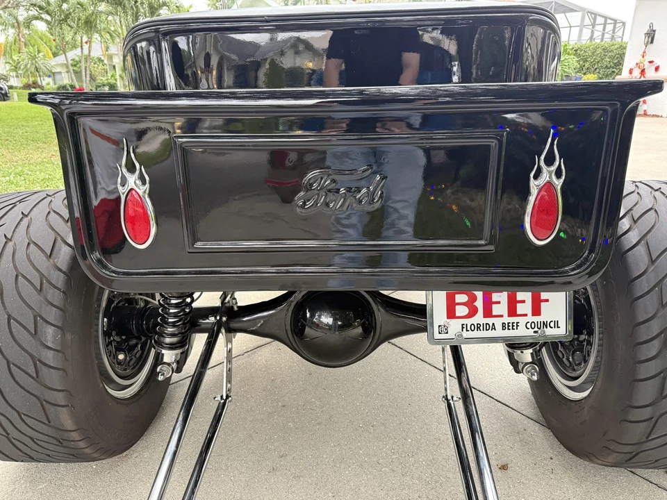 Ford Hot Rod - Image 16 of 31