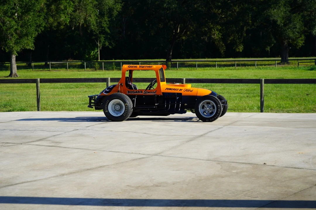 Ford Hot Rod - Image 21 of 31