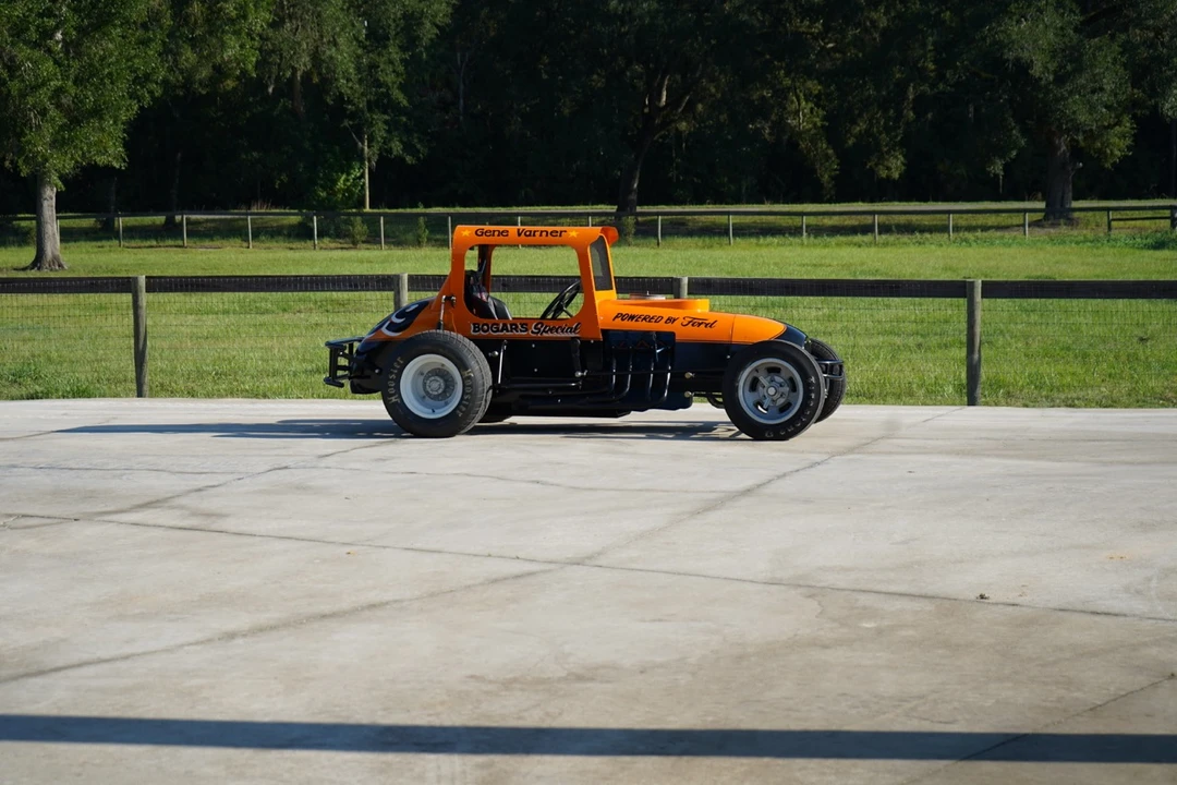 Ford Hot Rod - Image 22 of 31