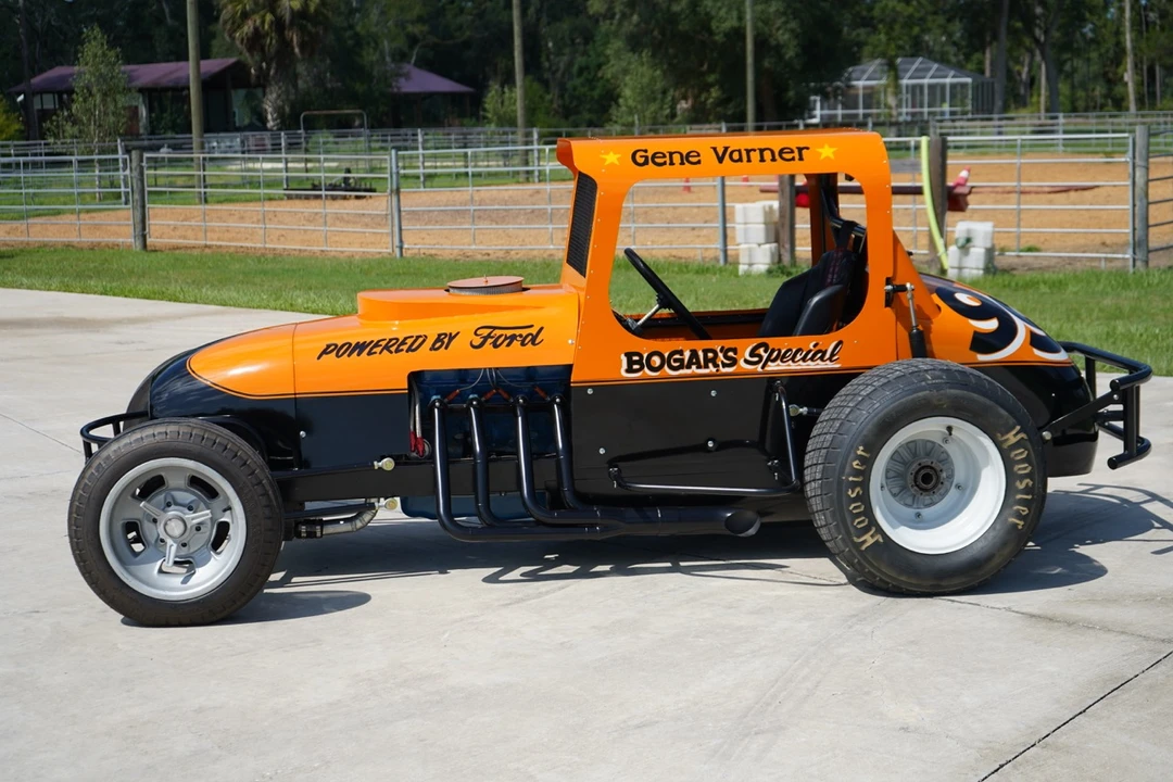 Ford Hot Rod - Image 6 of 31