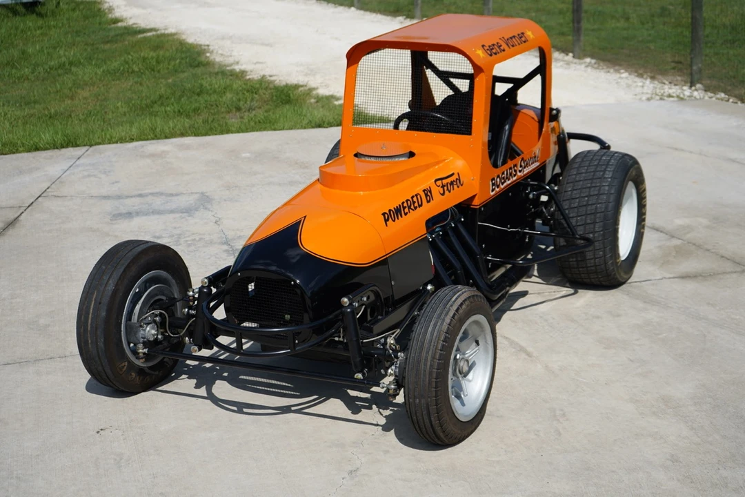 Ford Hot Rod - Image 17 of 31