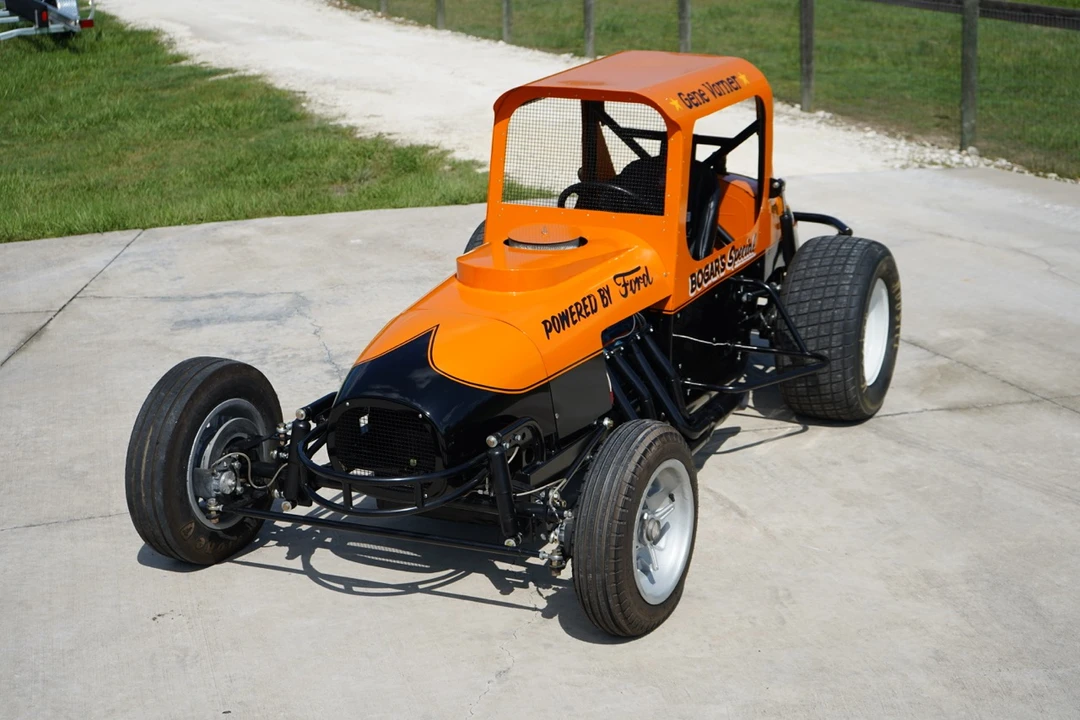 Ford Hot Rod - Image 18 of 31