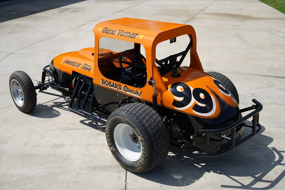 Ford Hot Rod - Image 7 of 31