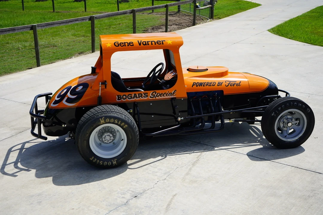 Ford Hot Rod - Image 13 of 31
