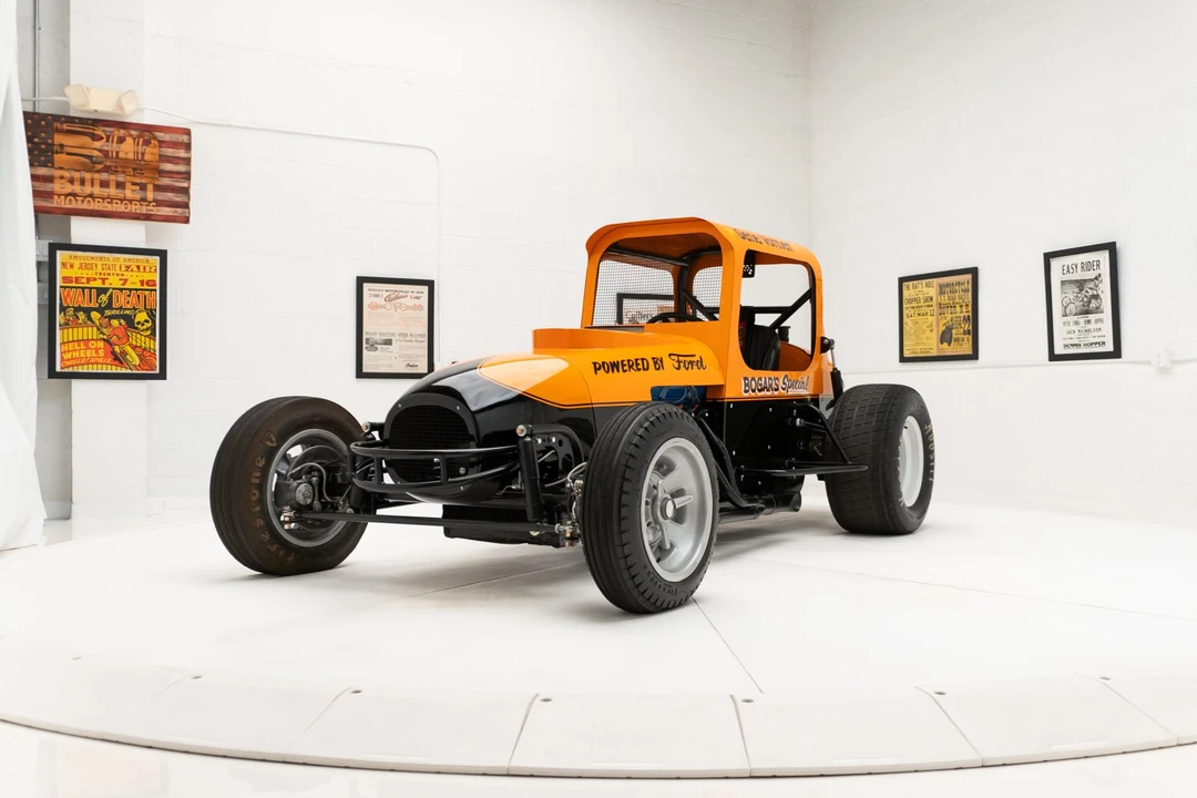Ford Replica - Image 23 of 31