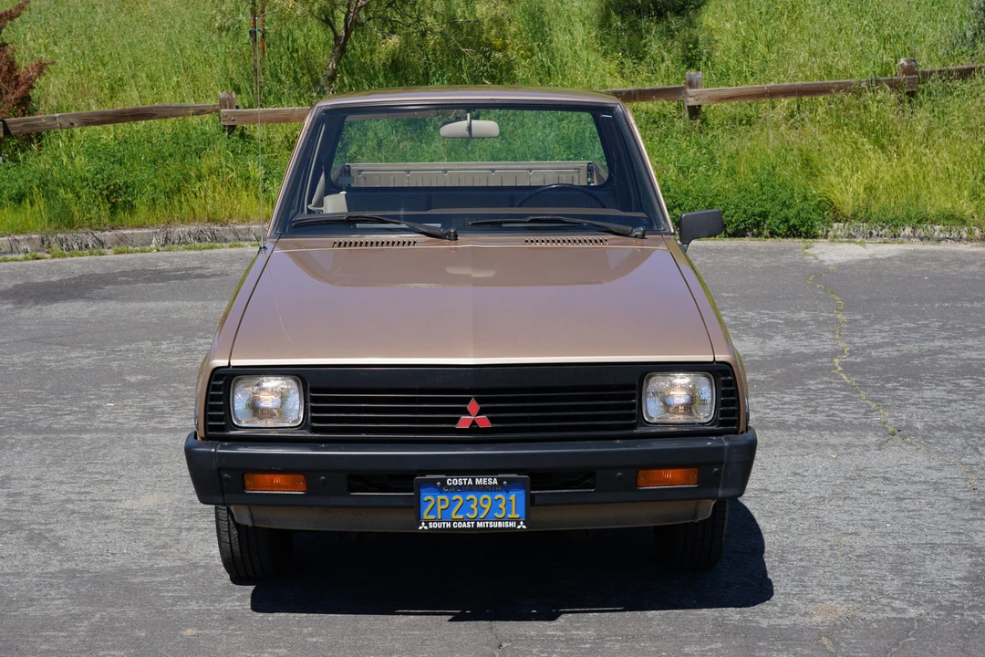1985 Mitsubishi Triton 2nd Gen - Image 5 of 31