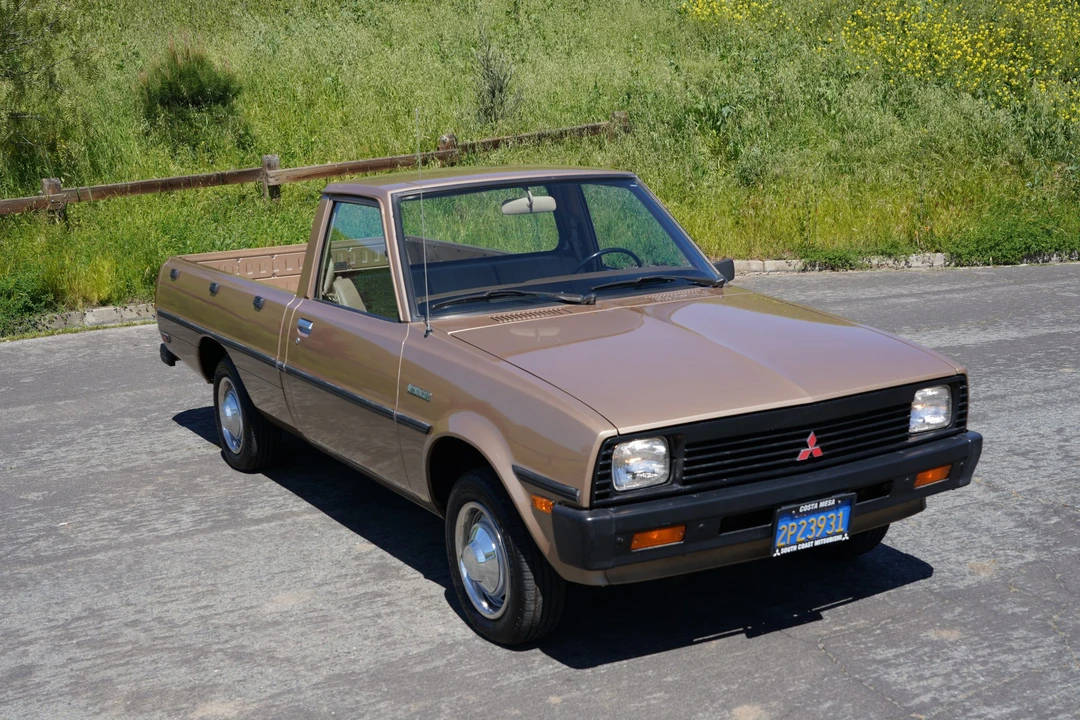 1985 Mitsubishi Triton 2nd Gen - Image 7 of 31
