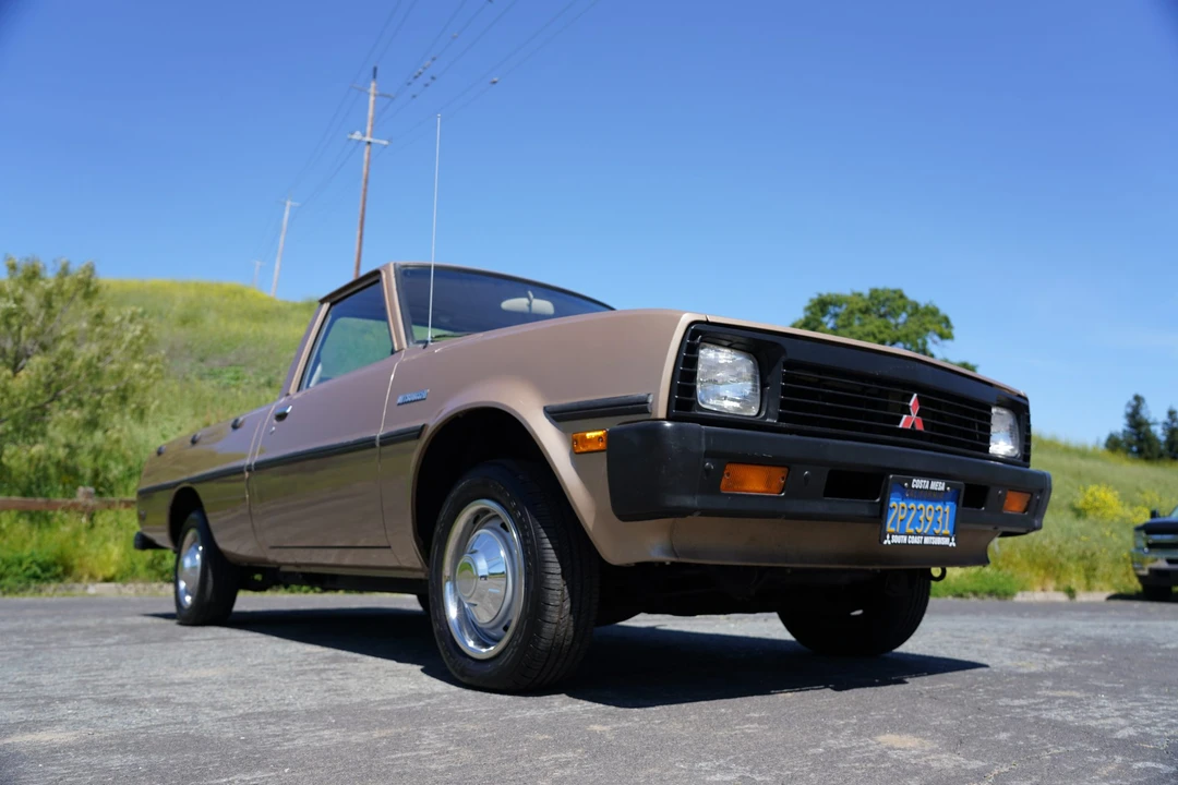 1985 Mitsubishi Triton 2nd Gen - Image 6 of 31
