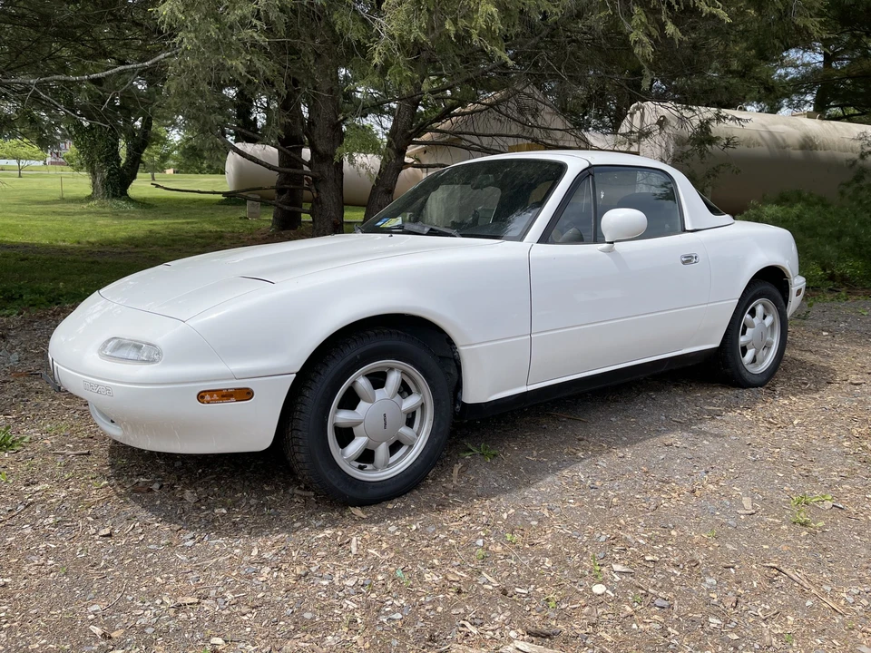 1990 Mazda NA MX-5 Miata - Image 4 of 31