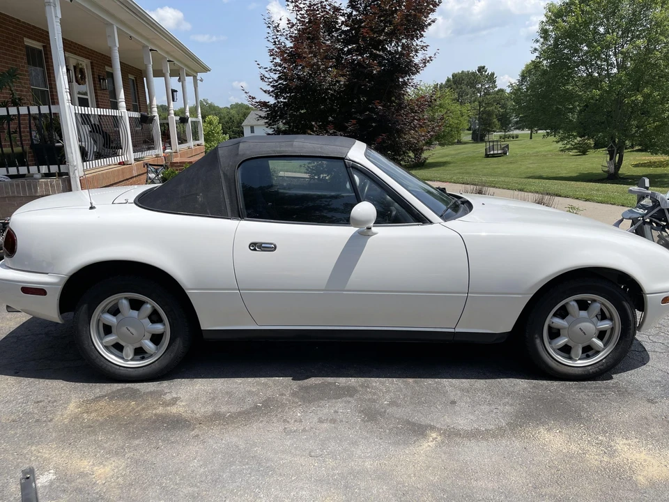 1990 Mazda NA MX-5 Miata - Image 7 of 31