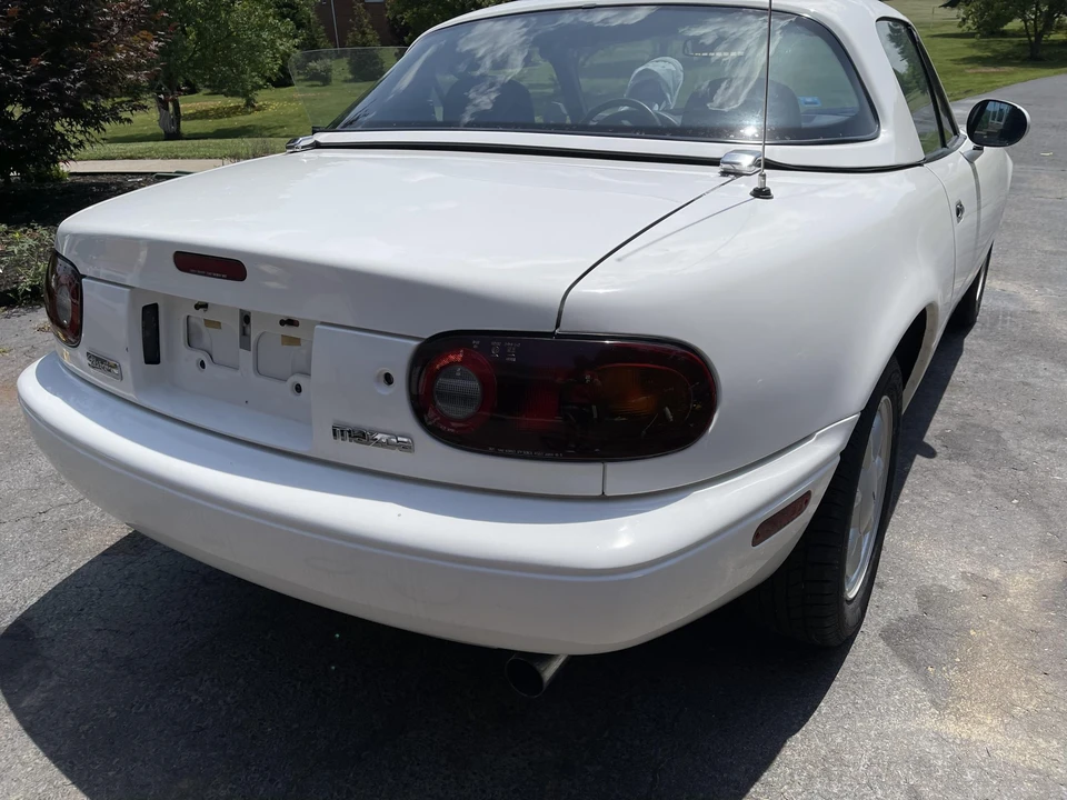1990 Mazda NA MX-5 Miata - Image 24 of 31
