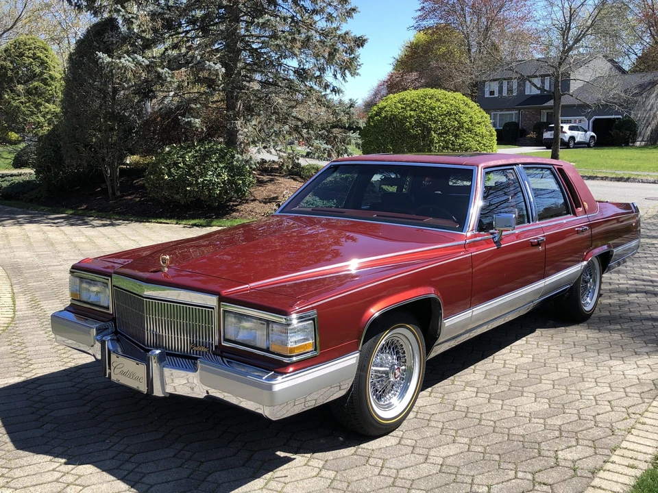 1992 Cadillac Brougham - Image 30 of 31