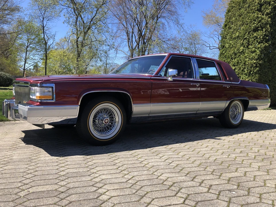1992 Cadillac Brougham - Image 5 of 31