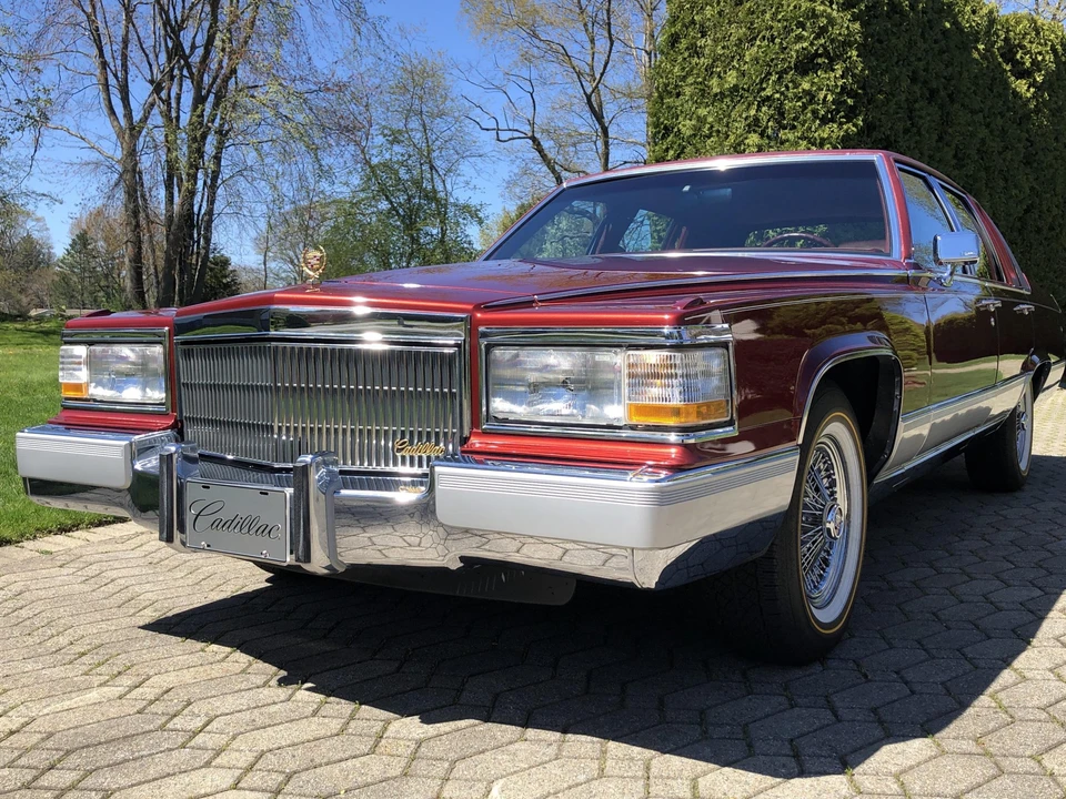 1992 Cadillac Brougham - Image 3 of 31
