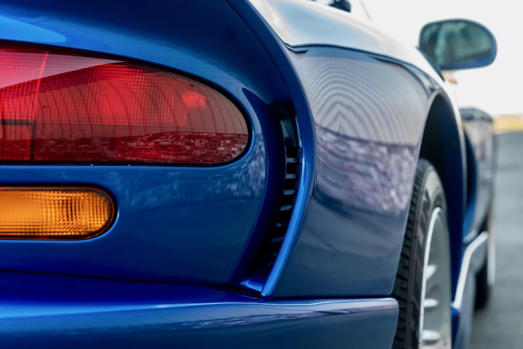 1997 Dodge Viper GTS 2nd Gen - Image 17 of 31
