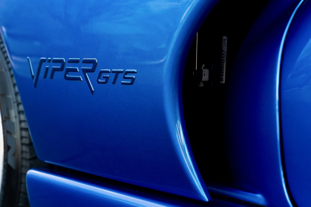 1997 Dodge Viper GTS 2nd Gen - Image 12 of 31