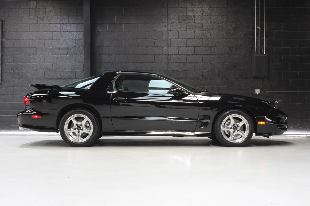 1998 Pontiac Firebird Trans Am 4th Gen - Image 25 of 31