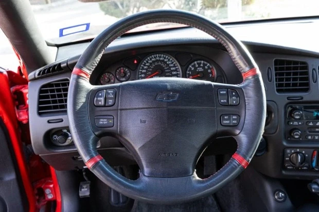 2000 Chevrolet Monte Carlo 6th Gen - Image 6 of 9