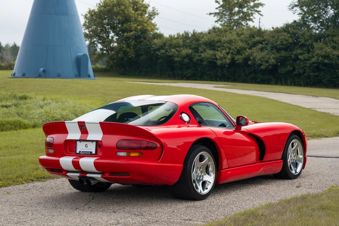 2000 Dodge Viper GTS 2nd Gen - Image 14 of 31
