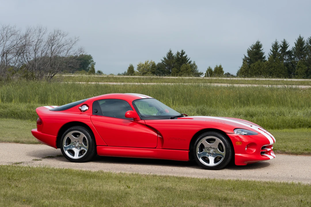 2000 Dodge Viper GTS 2nd Gen - Image 23 of 31