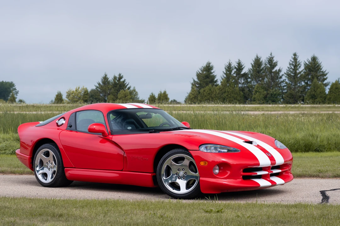 2000 Dodge Viper GTS 2nd Gen - Image 24 of 31