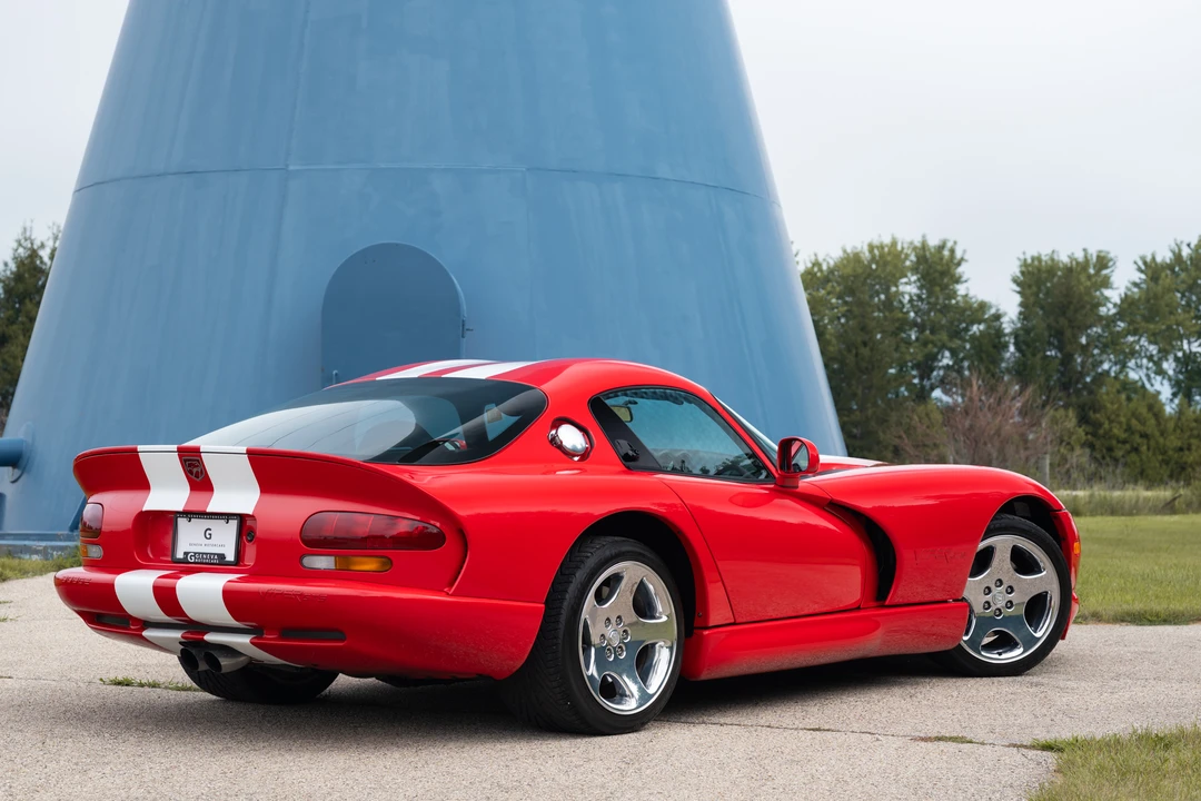 2000 Dodge Viper GTS 2nd Gen - Image 15 of 31