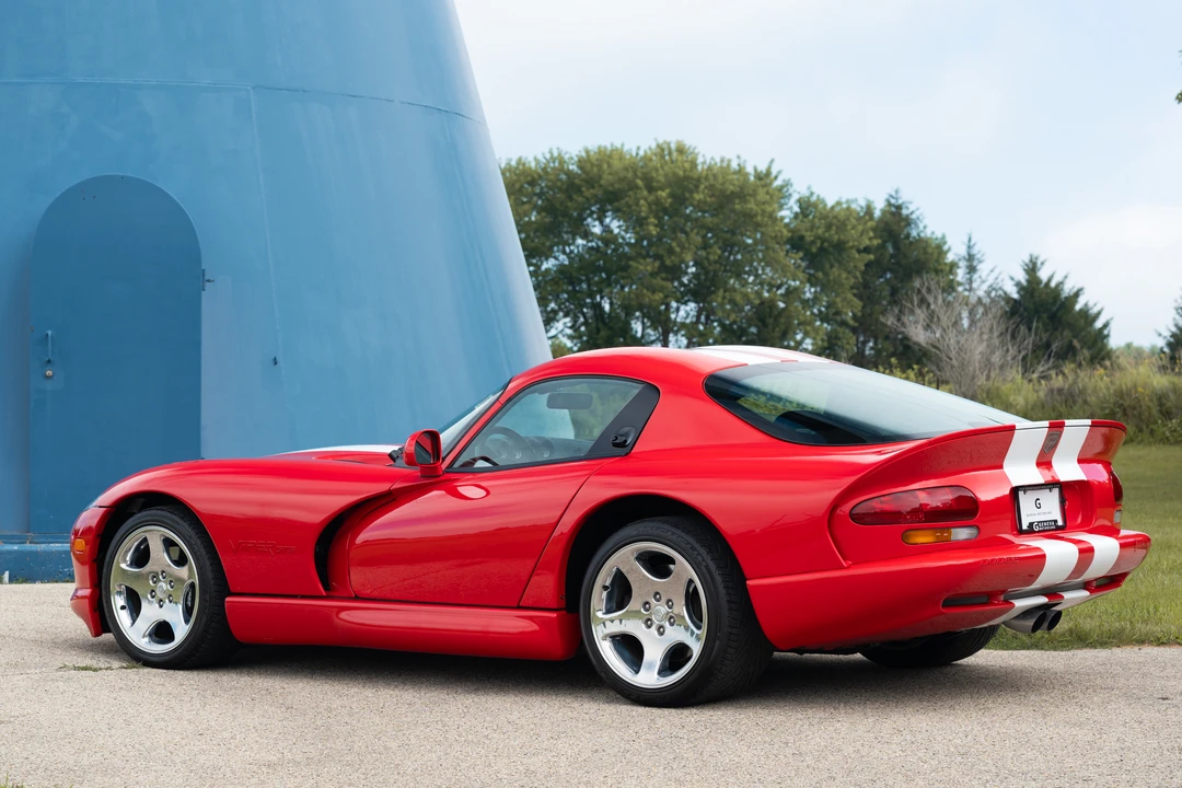 2000 Dodge Viper GTS 2nd Gen - Image 9 of 31