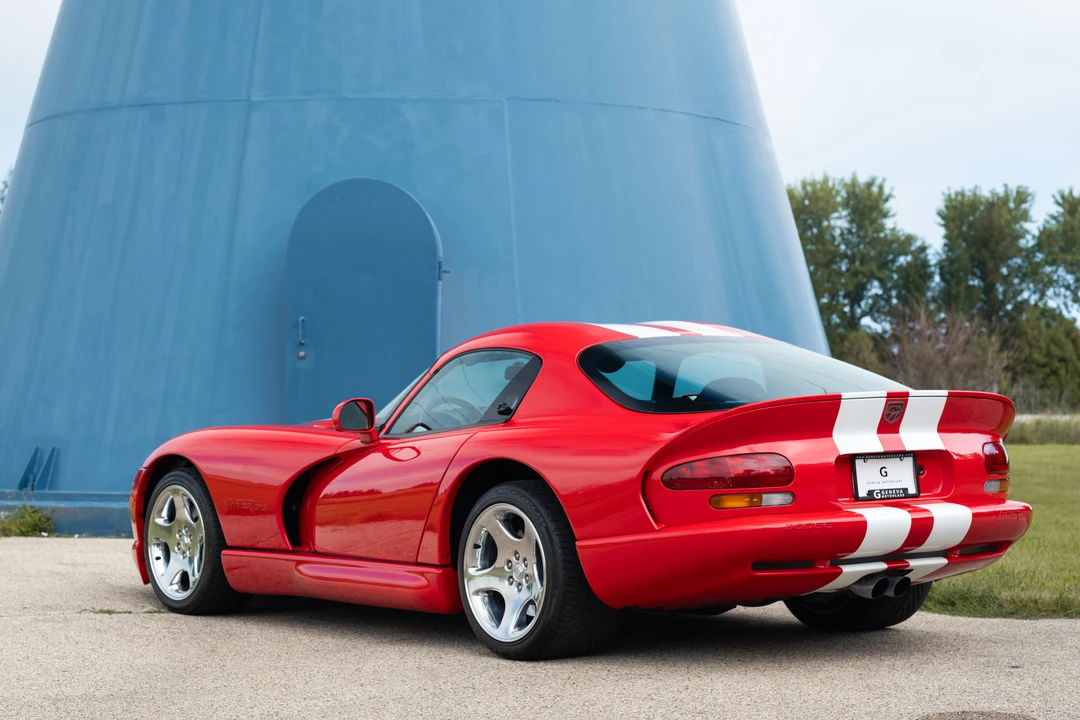 2000 Dodge Viper GTS 2nd Gen - Image 10 of 31