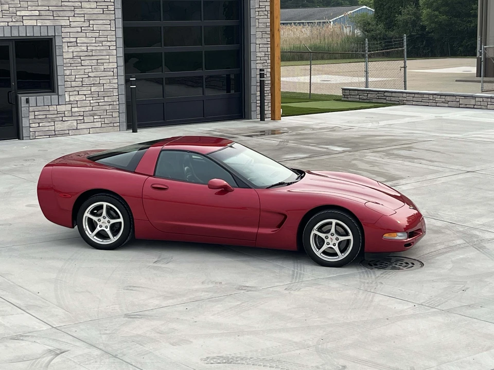 2001 Chevrolet Corvette C5 - Image 3 of 31