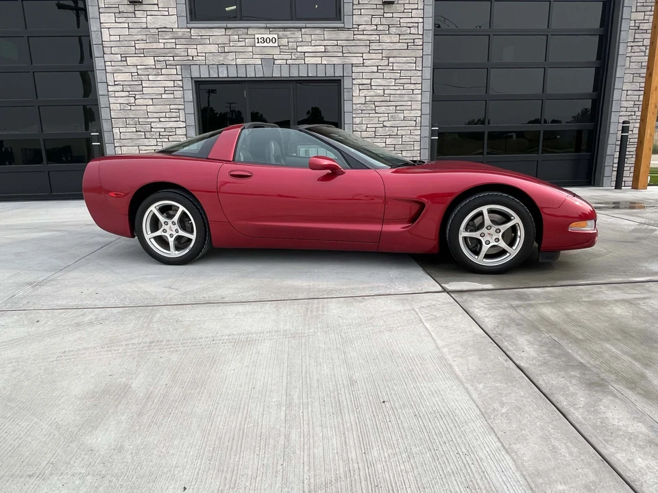 2001 Chevrolet Corvette C5 - Image 10 of 31