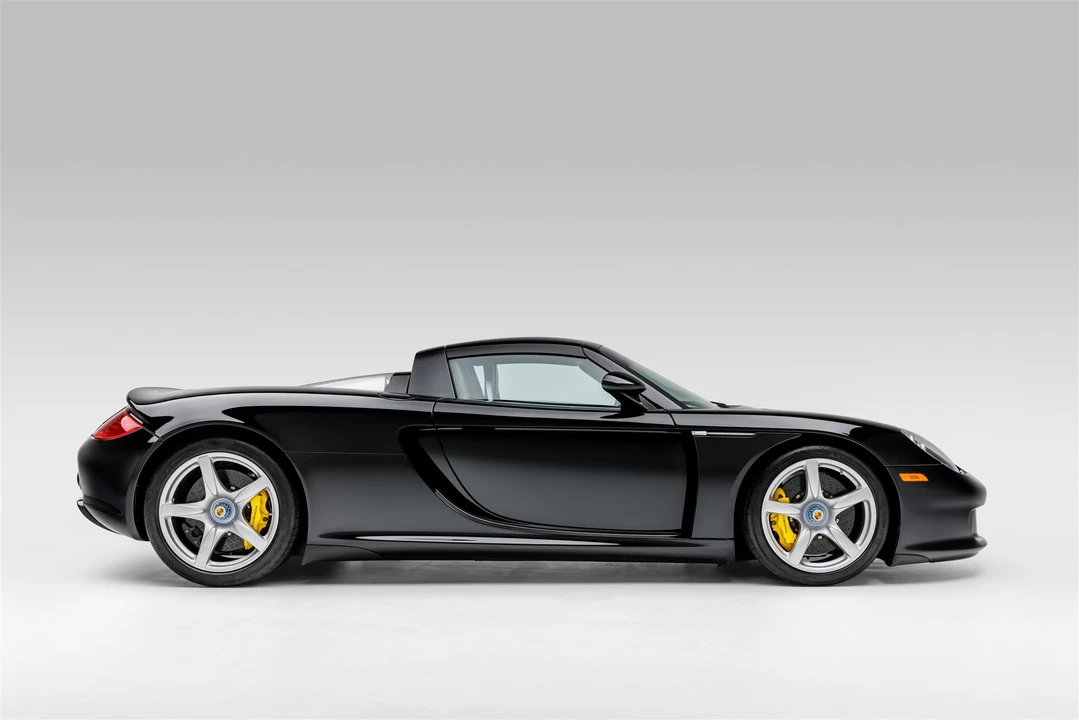 2005 Porsche Carrera GT - Image 16 of 31