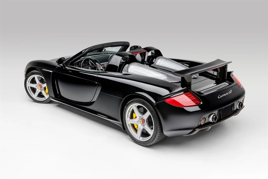 2005 Porsche Carrera GT - Image 12 of 31