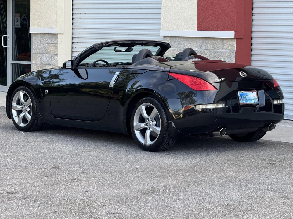 2007 Nissan 350Z 5th Gen - Image 13 of 31