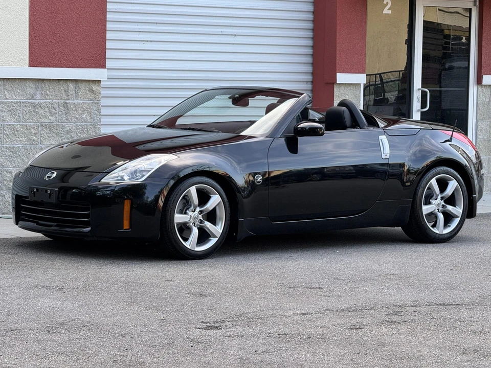 2007 Nissan 350Z 5th Gen - Image 17 of 31