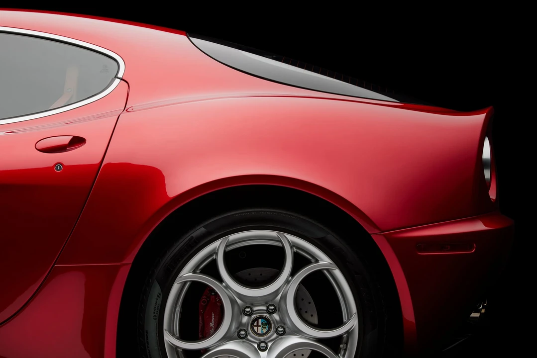 2008 Alfa Romeo 8C Competizione - Image 27 of 31