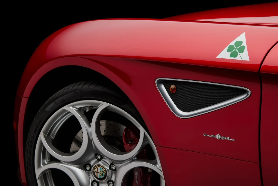 2008 Alfa Romeo 8C Competizione - Image 23 of 31