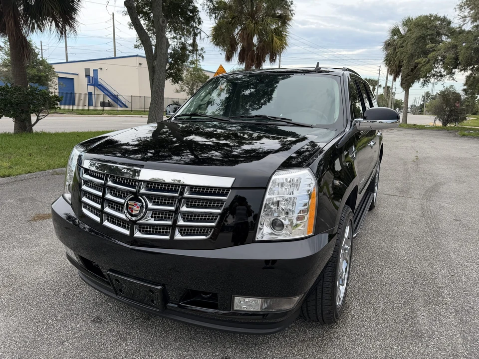 2008 Cadillac Escalade & EXT 3rd Gen - Image 7 of 31